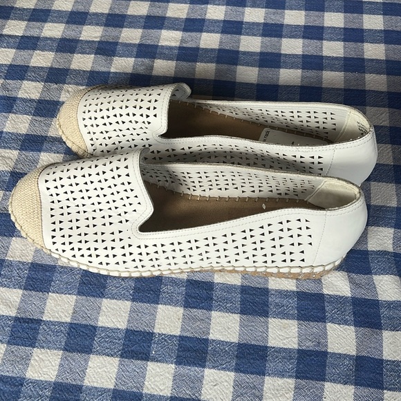 NWT Bella Vita “Channing” Loafer! - Picture 2 of 4